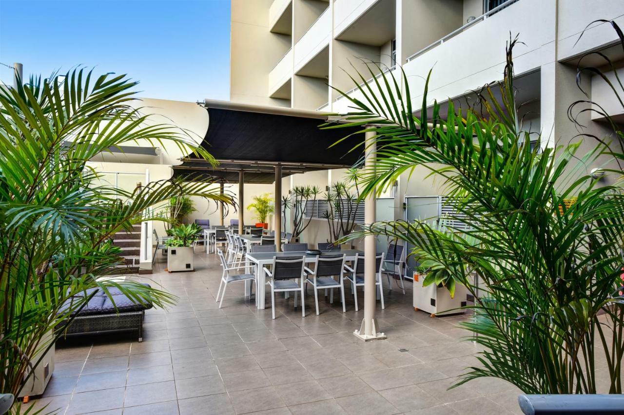 Mercure Centro Port Macquarie Hotel Exterior photo